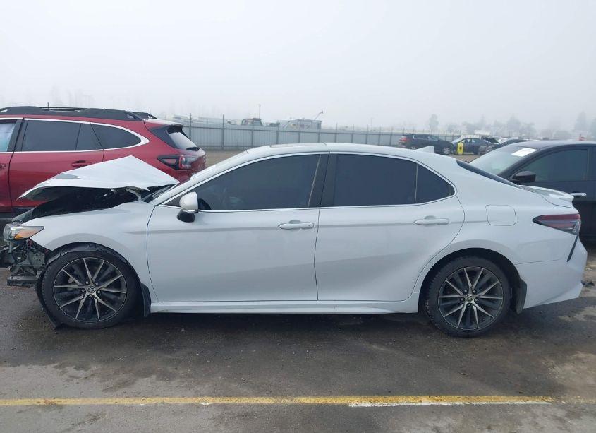 Photo 15 of 2023 Toyota Camry SE (VIN 4T1T11AK0PU107726)