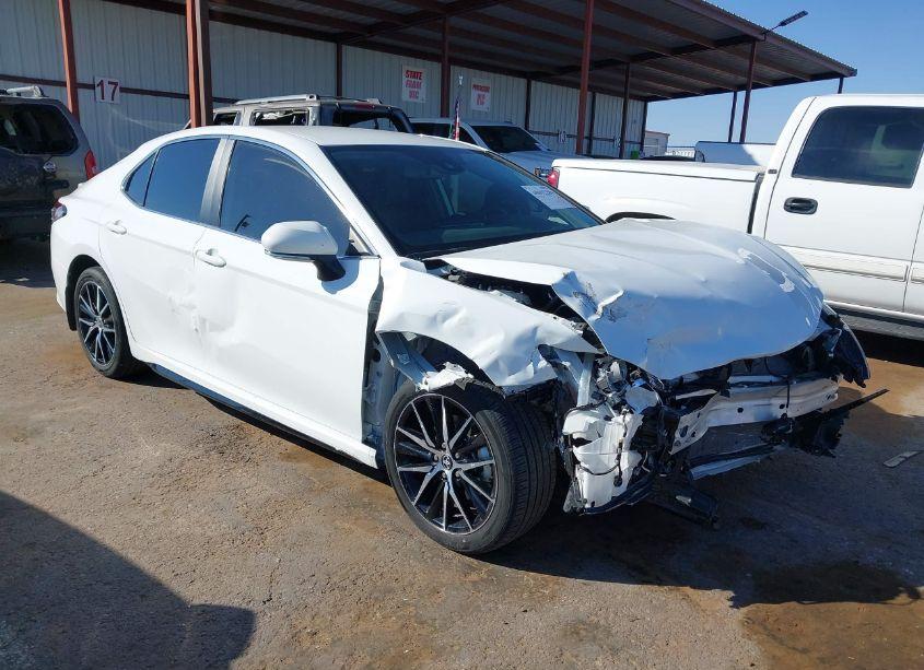 2023 Toyota Camry SE (VIN 4T1T11AK0PU173810) main photo