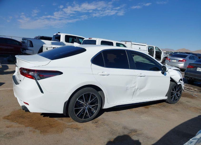 Photo 13 of 2023 Toyota Camry SE (VIN 4T1T11AK0PU173810)