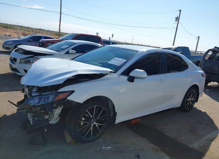 Photo 14 of 2023 Toyota Camry SE (VIN 4T1T11AK0PU173810)