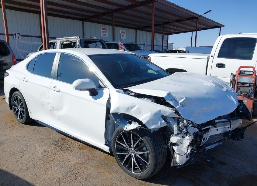 Photo 6 of 2023 Toyota Camry SE (VIN 4T1T11AK0PU173810)