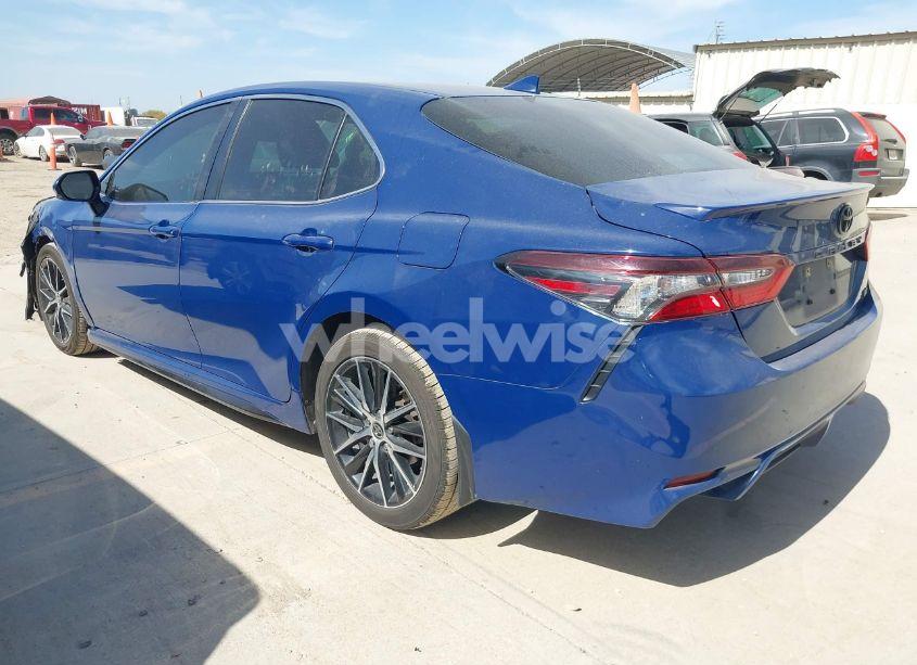 Photo 3 of 2024 Toyota Camry SE (VIN 4T1T11AK0RU208574)