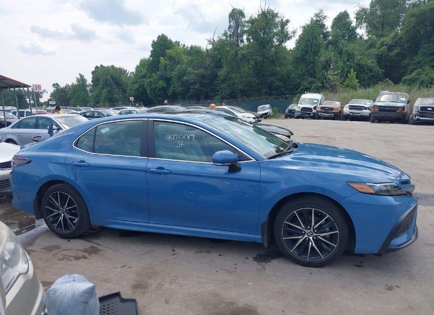 Photo 12 of 2024 Toyota Camry SE (VIN 4T1T11AK0RU209904)