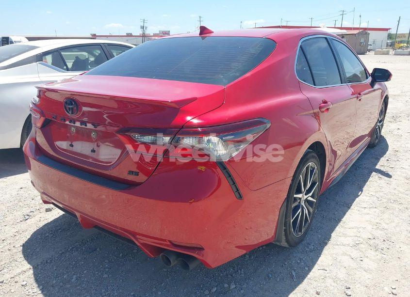 Photo 4 of 2024 Toyota Camry SE (VIN 4T1T11AK0RU213676)