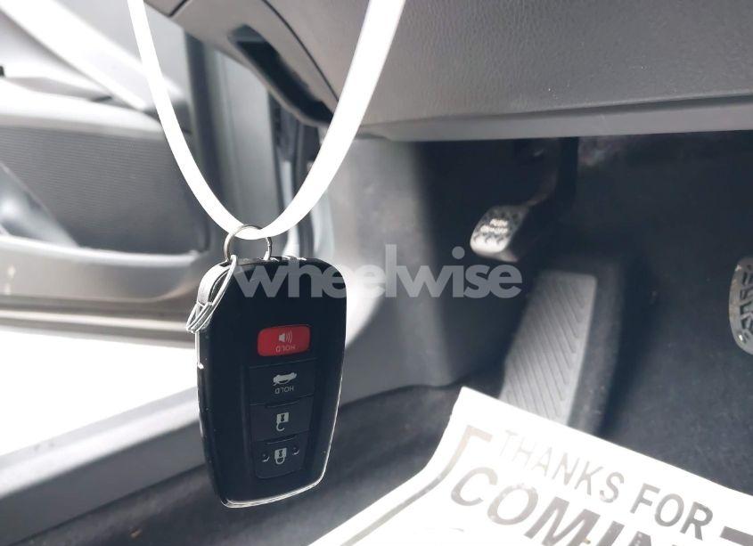 Photo 11 of 2021 Toyota Camry SE (VIN 4T1T11AK1MU540855)