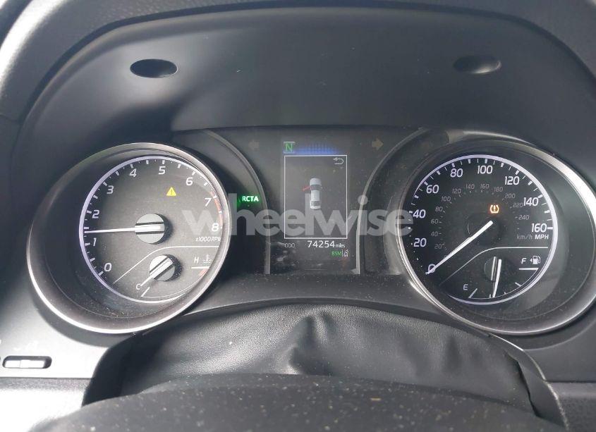 Photo 16 of 2021 Toyota Camry SE (VIN 4T1T11AK1MU561608)