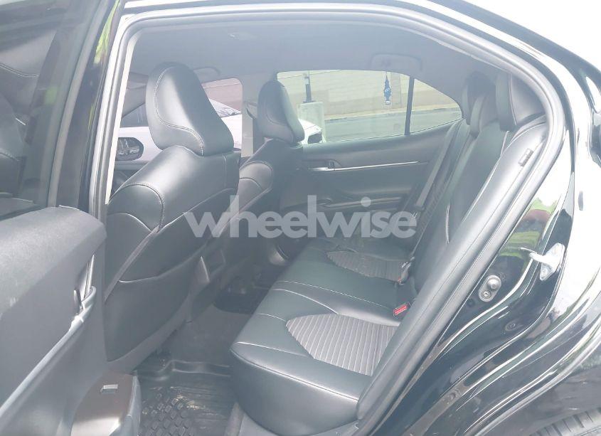 Photo 8 of 2021 Toyota Camry SE (VIN 4T1T11AK1MU561608)