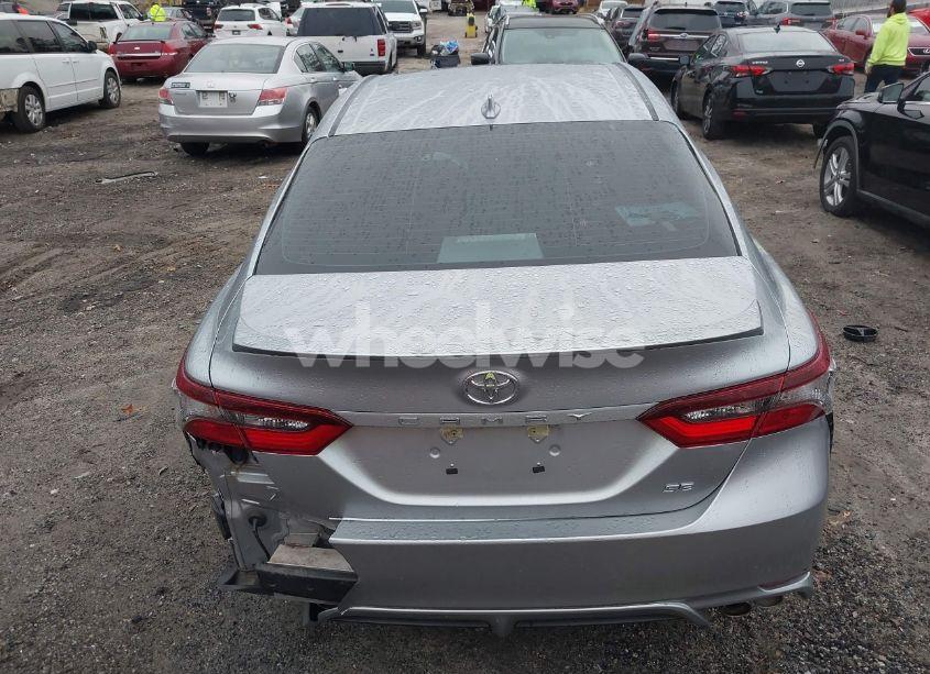 Photo 17 of 2022 Toyota Camry SE (VIN 4T1T11AK1NU643629)