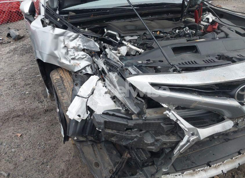 Photo 6 of 2022 Toyota Camry SE (VIN 4T1T11AK1NU643629)