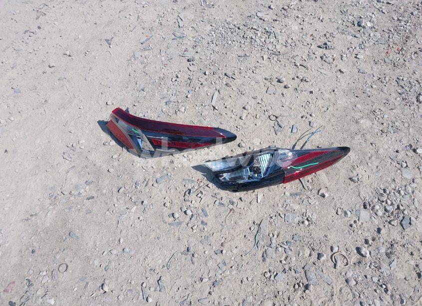 Photo 12 of 2022 Toyota Camry SE (VIN 4T1T11AK1NU644506)