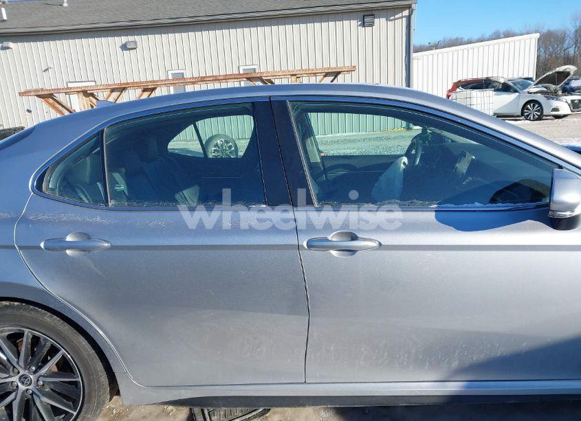 Photo 13 of 2022 Toyota Camry SE (VIN 4T1T11AK1NU651312)