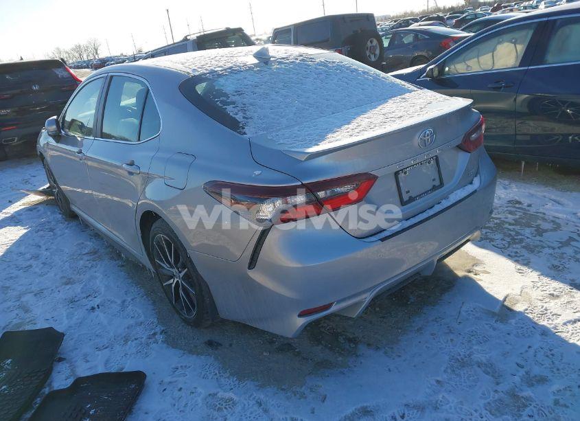 Photo 3 of 2022 Toyota Camry SE (VIN 4T1T11AK1NU651312)