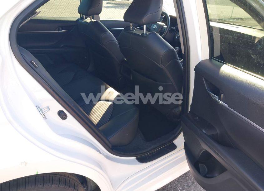 Photo 8 of 2022 Toyota Camry SE (VIN 4T1T11AK1NU691857)