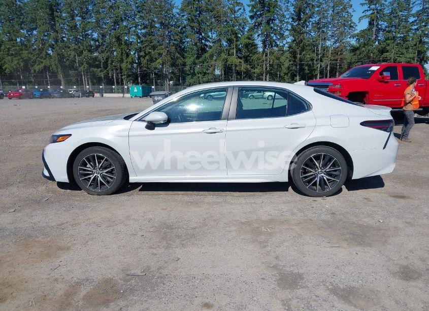 Photo 14 of 2023 Toyota Camry SE (VIN 4T1T11AK1PU106231)