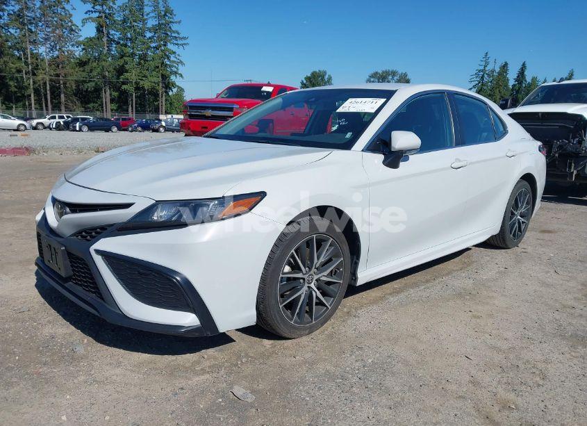 Photo 2 of 2023 Toyota Camry SE (VIN 4T1T11AK1PU106231)
