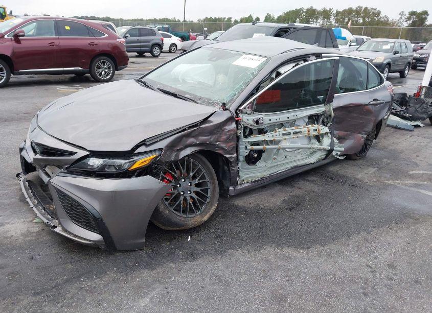 Photo 2 of 2023 Toyota Camry SE (VIN 4T1T11AK1PU830596)