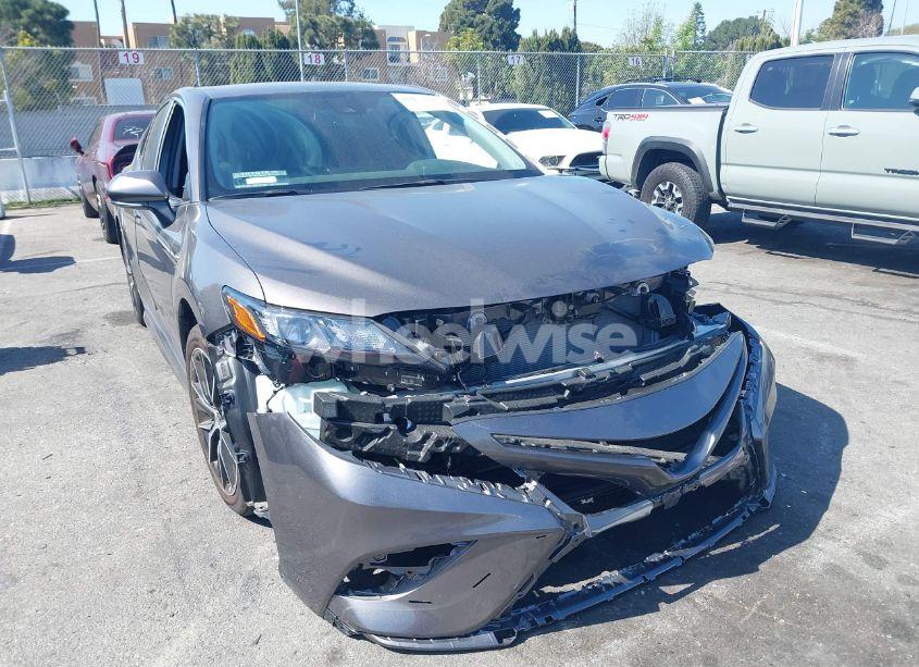 2023 Toyota Camry SE (VIN 4T1T11AK1PU832624) main photo