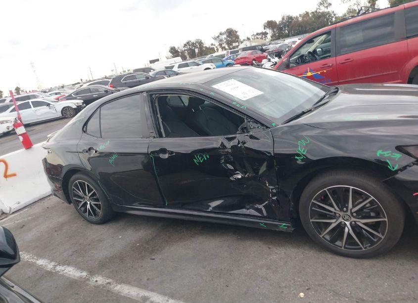 Photo 14 of 2024 Toyota Camry SE (VIN 4T1T11AK1RU895919)