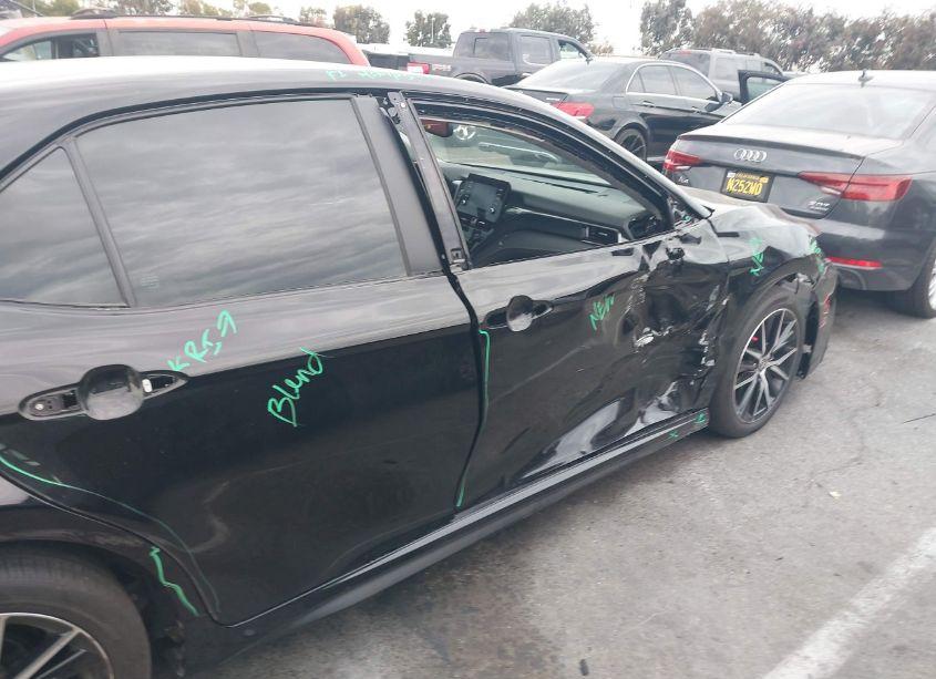 Photo 6 of 2024 Toyota Camry SE (VIN 4T1T11AK1RU895919)