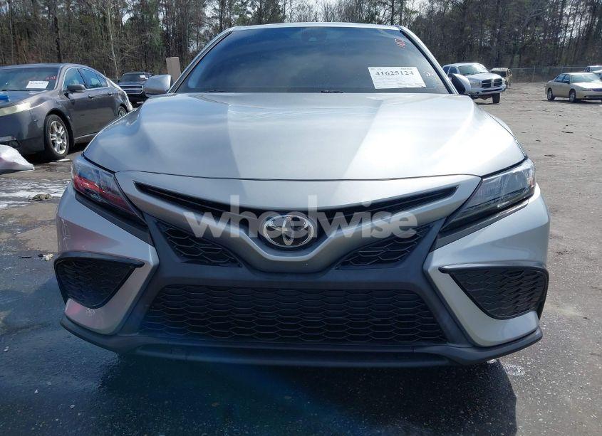 Photo 13 of 2021 Toyota Camry SE (VIN 4T1T11AK2MU444295)