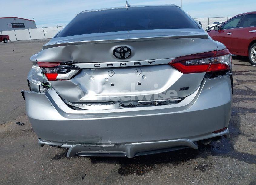 Photo 17 of 2021 Toyota Camry SE (VIN 4T1T11AK2MU444295)