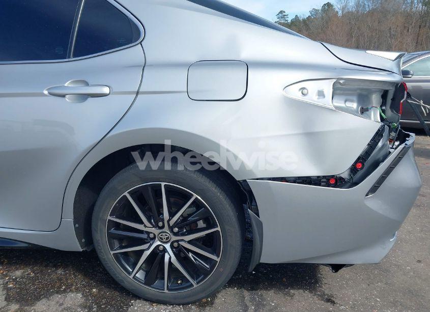 Photo 18 of 2021 Toyota Camry SE (VIN 4T1T11AK2MU444295)