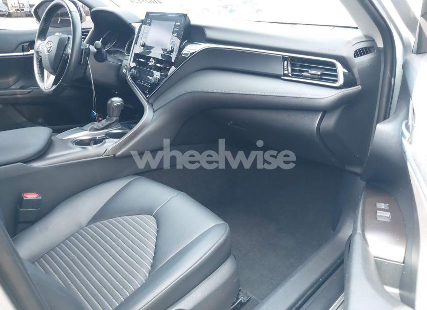 Photo 5 of 2021 Toyota Camry SE (VIN 4T1T11AK2MU444295)