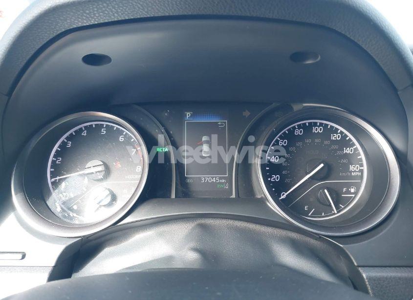 Photo 7 of 2021 Toyota Camry SE (VIN 4T1T11AK2MU444295)