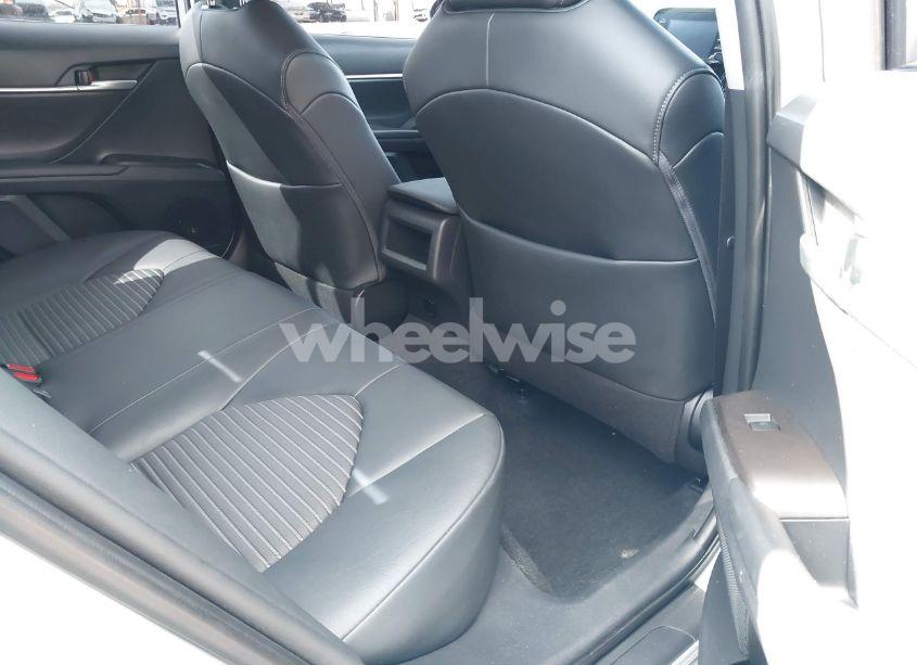 Photo 8 of 2021 Toyota Camry SE (VIN 4T1T11AK2MU444295)