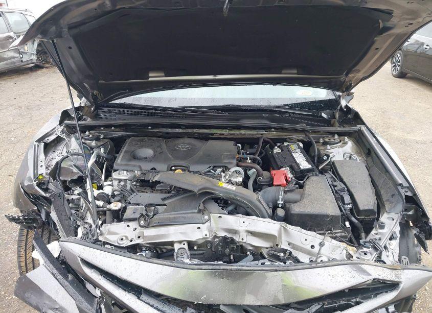 Photo 10 of 2021 Toyota Camry SE (VIN 4T1T11AK2MU567756)