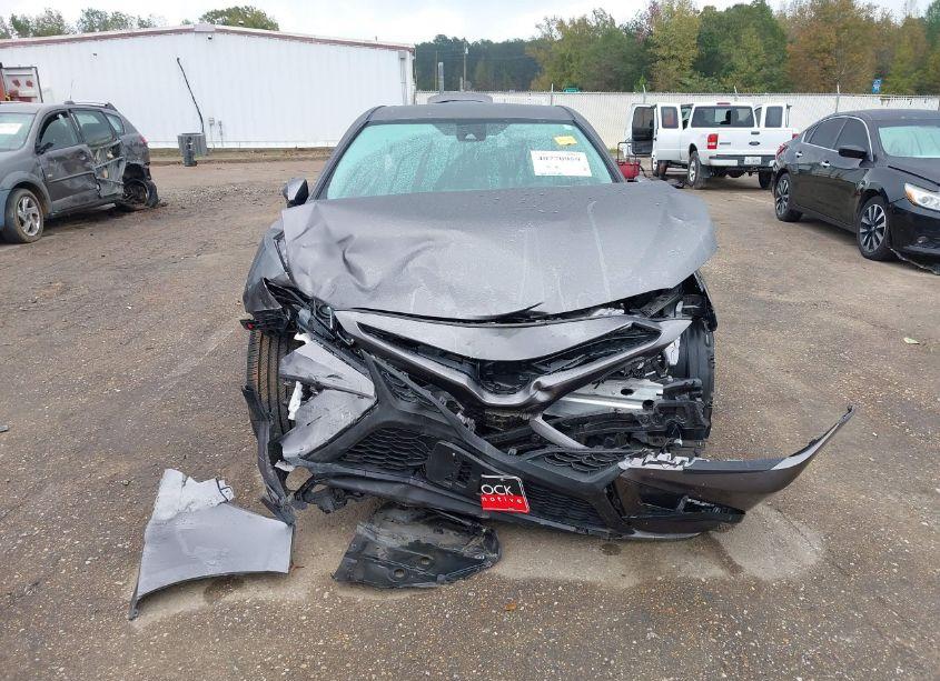 Photo 12 of 2021 Toyota Camry SE (VIN 4T1T11AK2MU567756)