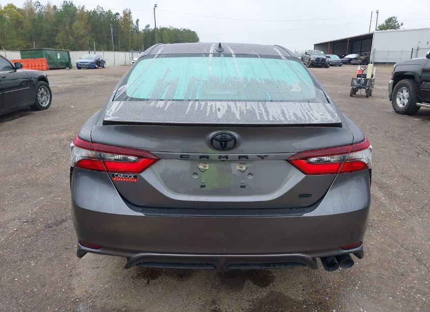 Photo 16 of 2021 Toyota Camry SE (VIN 4T1T11AK2MU567756)