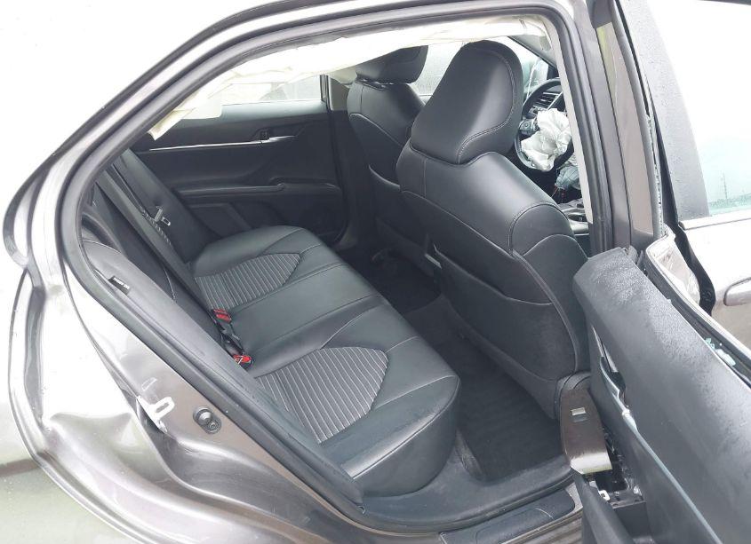 Photo 8 of 2021 Toyota Camry SE (VIN 4T1T11AK2MU567756)