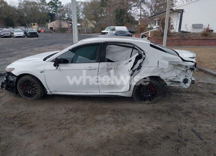 Photo 14 of 2021 Toyota Camry SE (VIN 4T1T11AK2MU599395)