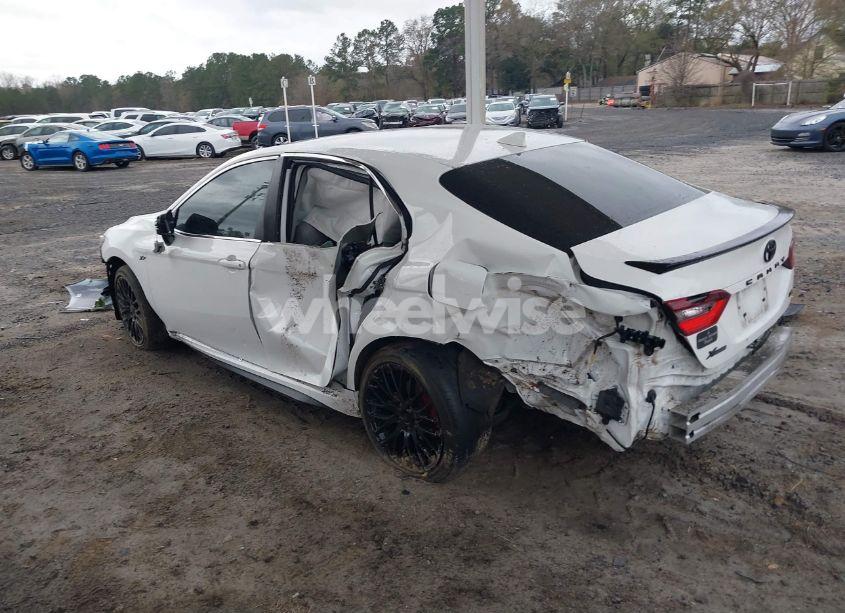 Photo 3 of 2021 Toyota Camry SE (VIN 4T1T11AK2MU599395)