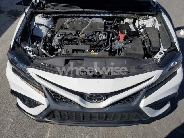 Photo 6 of 2022 TOYOTA CAMRY SE (VIN 4T1T11AK2NU670273)