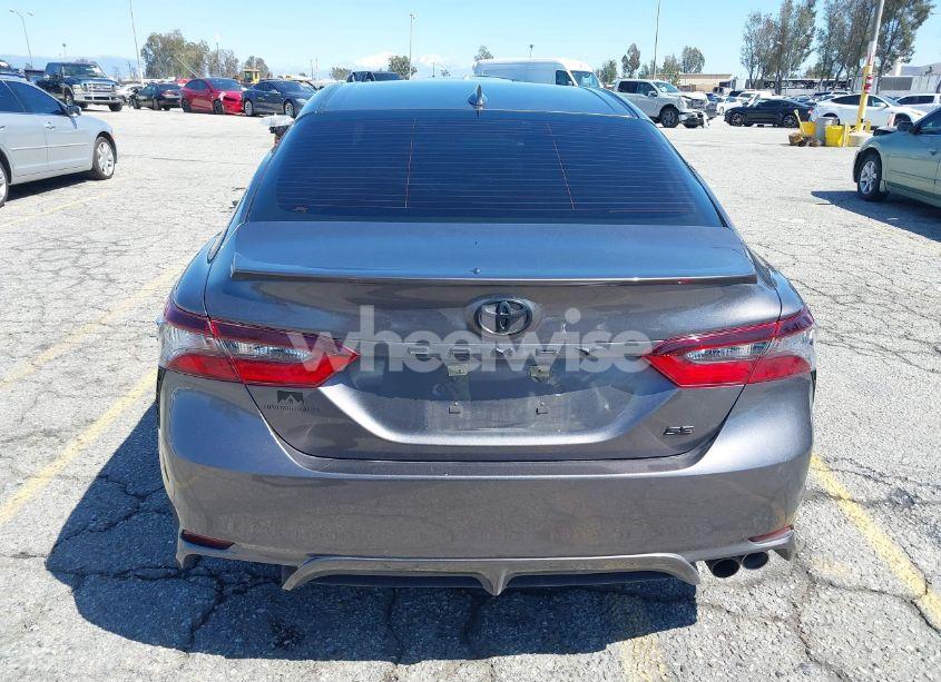 Photo 16 of 2022 Toyota Camry SE (VIN 4T1T11AK2NU701442)