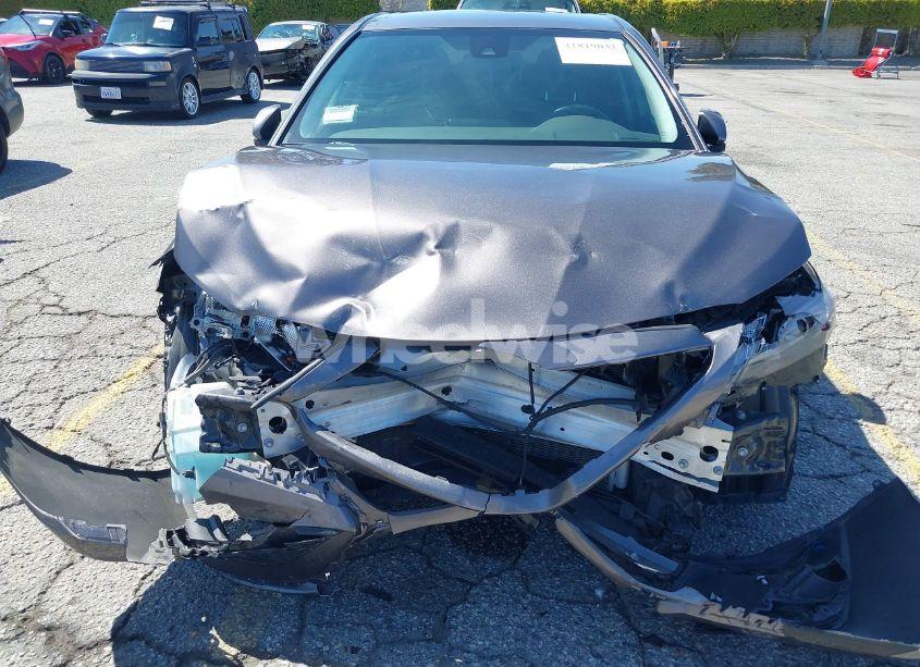 Photo 6 of 2022 Toyota Camry SE (VIN 4T1T11AK2NU701442)