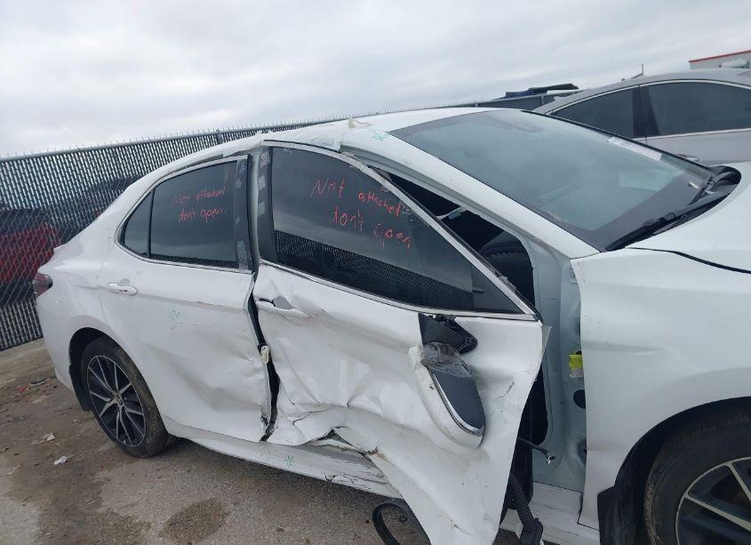 Photo 6 of 2023 Toyota Camry SE (VIN 4T1T11AK2PU145765)