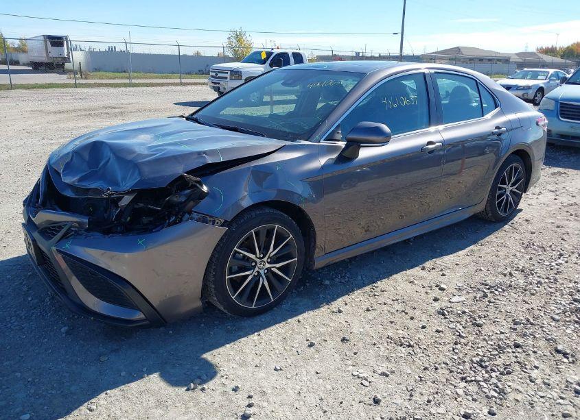 Photo 2 of 2023 Toyota Camry SE (VIN 4T1T11AK2PU775415)