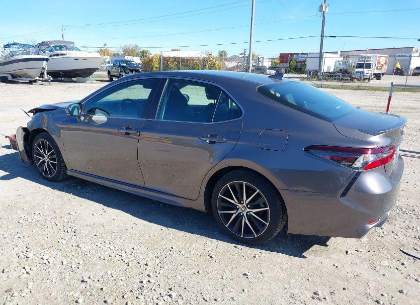 Photo 3 of 2023 Toyota Camry SE (VIN 4T1T11AK2PU775415)