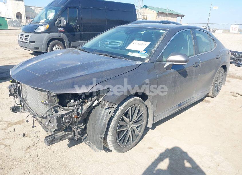 Photo 2 of 2023 Toyota Camry SE (VIN 4T1T11AK2PU825259)