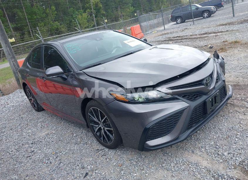 2023 Toyota Camry SE (VIN 4T1T11AK2PU829246) main photo