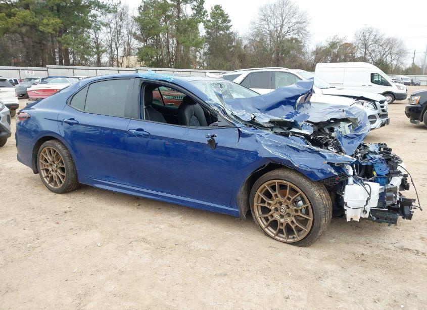 2024 Toyota Camry SE NIGHTSHADE (VIN 4T1T11AK2RU225215) main photo