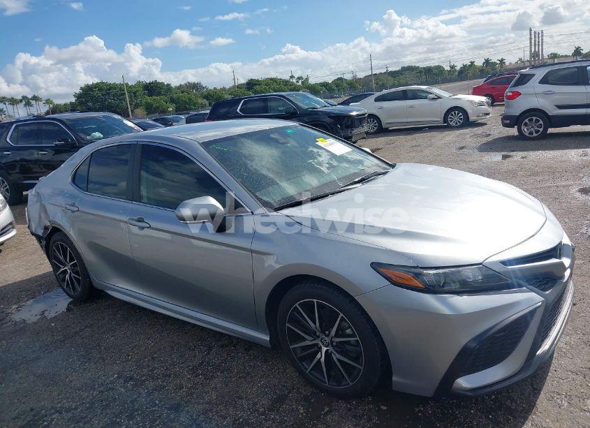 Photo 14 of 2024 Toyota Camry SE (VIN 4T1T11AK2RU847216)