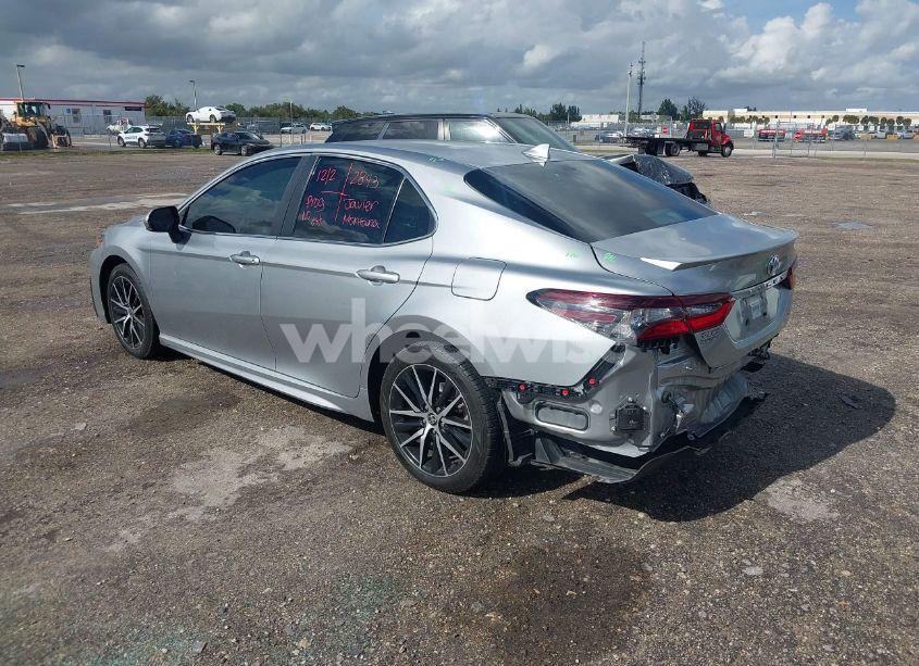 Photo 3 of 2024 Toyota Camry SE (VIN 4T1T11AK2RU847216)