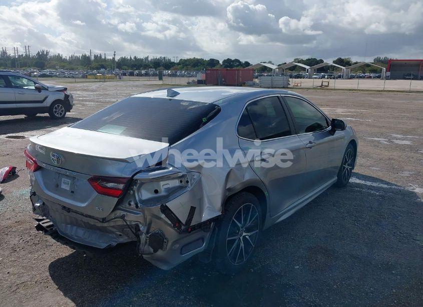 Photo 6 of 2024 Toyota Camry SE (VIN 4T1T11AK2RU847216)