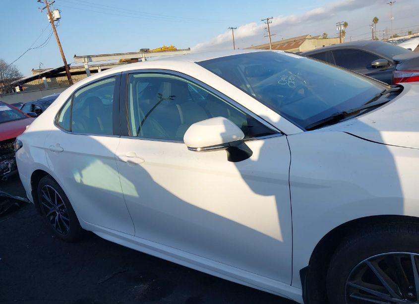 Photo 13 of 2024 Toyota Camry SE (VIN 4T1T11AK2RU906684)