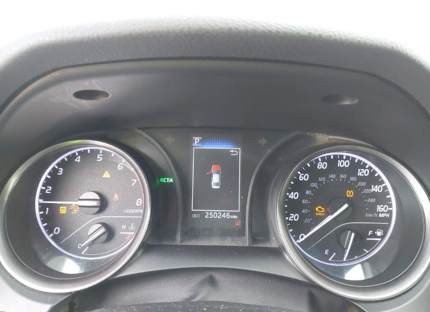 Photo 7 of 2021 Toyota Camry SE (VIN 4T1T11AK3MU528738)