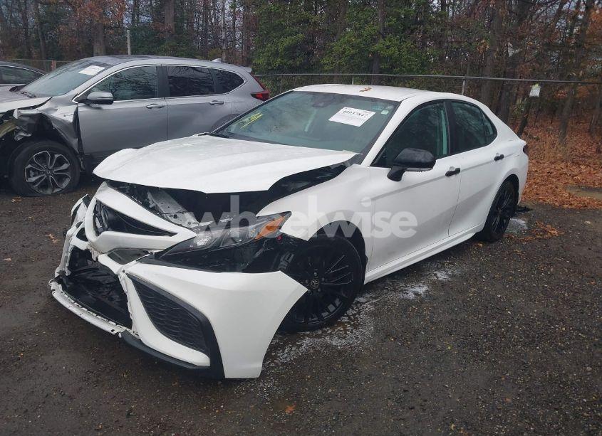 Photo 2 of 2022 Toyota Camry SE NIGHTSHADE EDITION (VIN 4T1T11AK3NU062584)